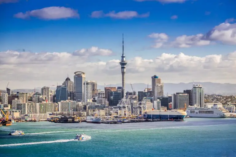 Living in Auckland vs Melbourne – Which Is Better?